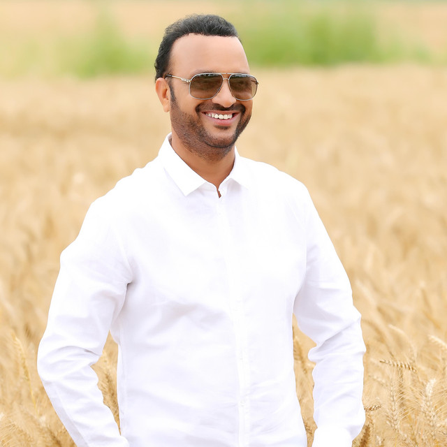 Surjit Bhullar